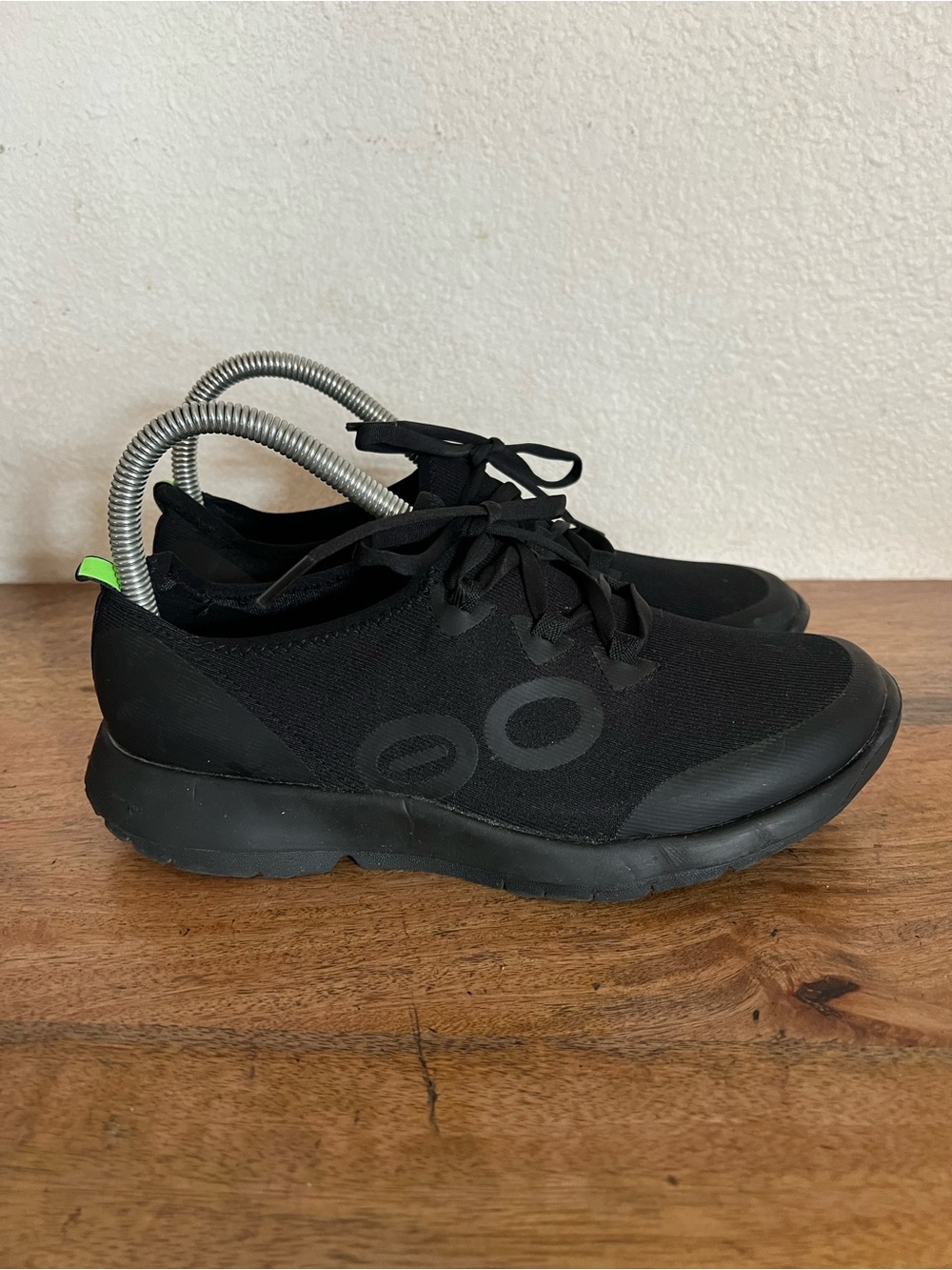 OOFOS WOMEN'S OOMG SPORT LS Black SHOE Sneaker Size 9.5